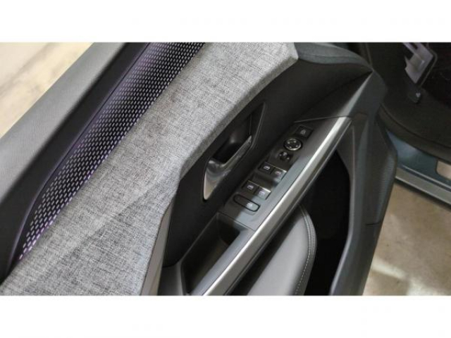 PEUGEOT 3008 GT Hybrid 136cv e-DCS6 + NEUF 0KM