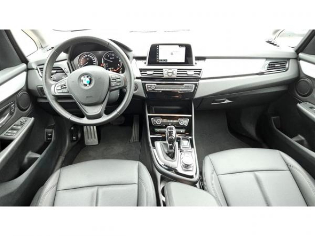BMW SERIE 2 ACTIVE TOURER Lounge 216dA + Sellerie cuir + Navigation Business
