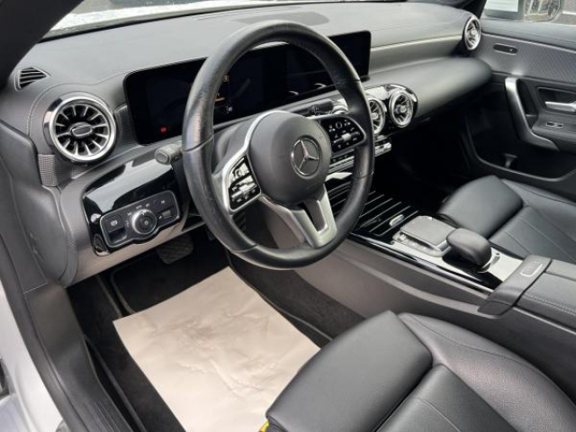 MERCEDES CLA SHOOTING BRAKE Business 180D 2.0L BV 8G-DCT + Caméra de recul + ecran 10 + Sièges AV chauffant + Att