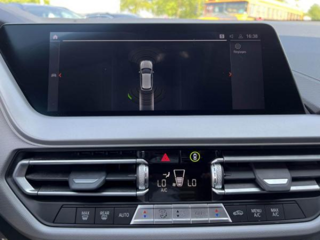 BMW SERIE 1 Advantage Pack Business 116d + Navigation Pro