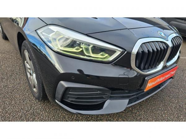 BMW SERIE 1 Advantage 116dA +Digital cockpit pro + Vitre AR teinte + Radar AV et AR + Regulateur + Ja16