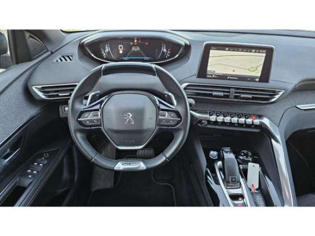 PEUGEOT 3008 GT Line 1.5 BlueHDi 130cv EAT8 + Advanced Grip Control + Pack city 2 + Pack Drive Assist