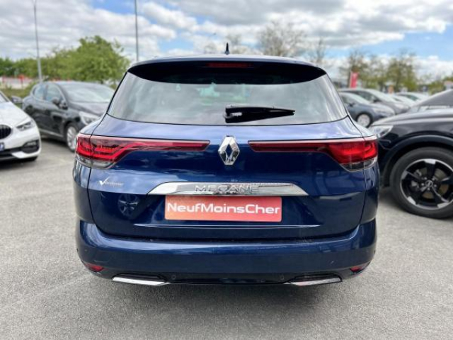 RENAULT Megane Estate Intens 1.5 Blue dCi 115cv + Bose Sound System + Pack Cuir + Easy Parking
