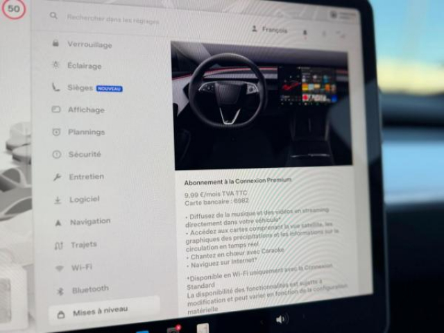TESLA MODEL Y Propulsion MY2022 + Intérieur Premium noir et blanc + TVA Recuperable