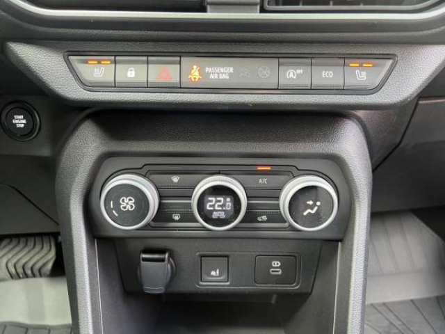 DACIA SANDERO Stepway Extême 1.0 TCe 90cv CVT + Pack Navigation + Sieges AV Chauffants + NEUF 0KM
