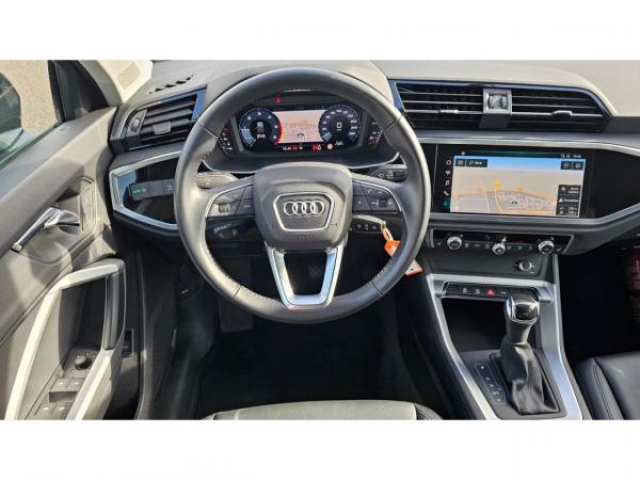 AUDI Q3 35 TDI 150cv S-tronic + Sellerie Cuir + Sieges AV Chauff + Virtual Cockpit + Hayon Elec + RS