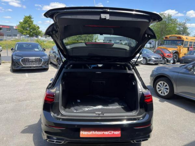 VOLKSWAGEN GOLF R-Line 2.0 TDI 150cv DSG 7  + LED MATRIX + JA 18 + NEUF 0KM