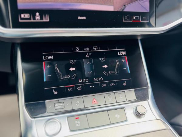 AUDI A6 AVANT Sport 35TDI S-tronic + Matrix + Cuir + Camera panoramique + Toit panoramique + MMI Plus