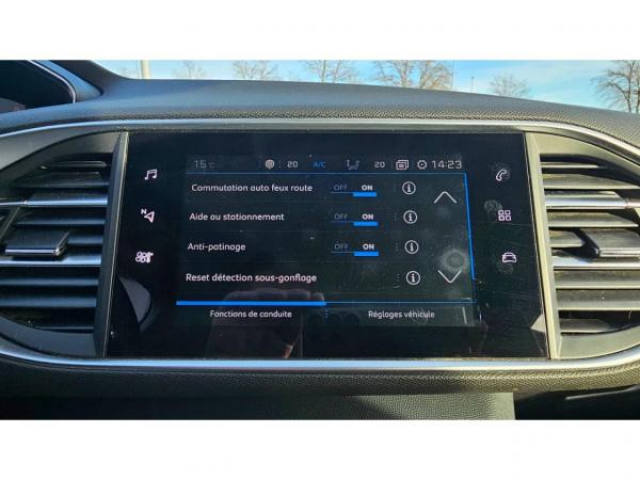 PEUGEOT 308 Active 1.5 BlueHDi 130cv + Camera de recul + Navigation 3D + Antibrouillard AV