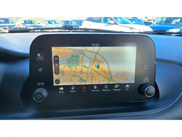 FIAT TIPO SW 1.0 FireFly Turbo 100cv + Système de Navigation